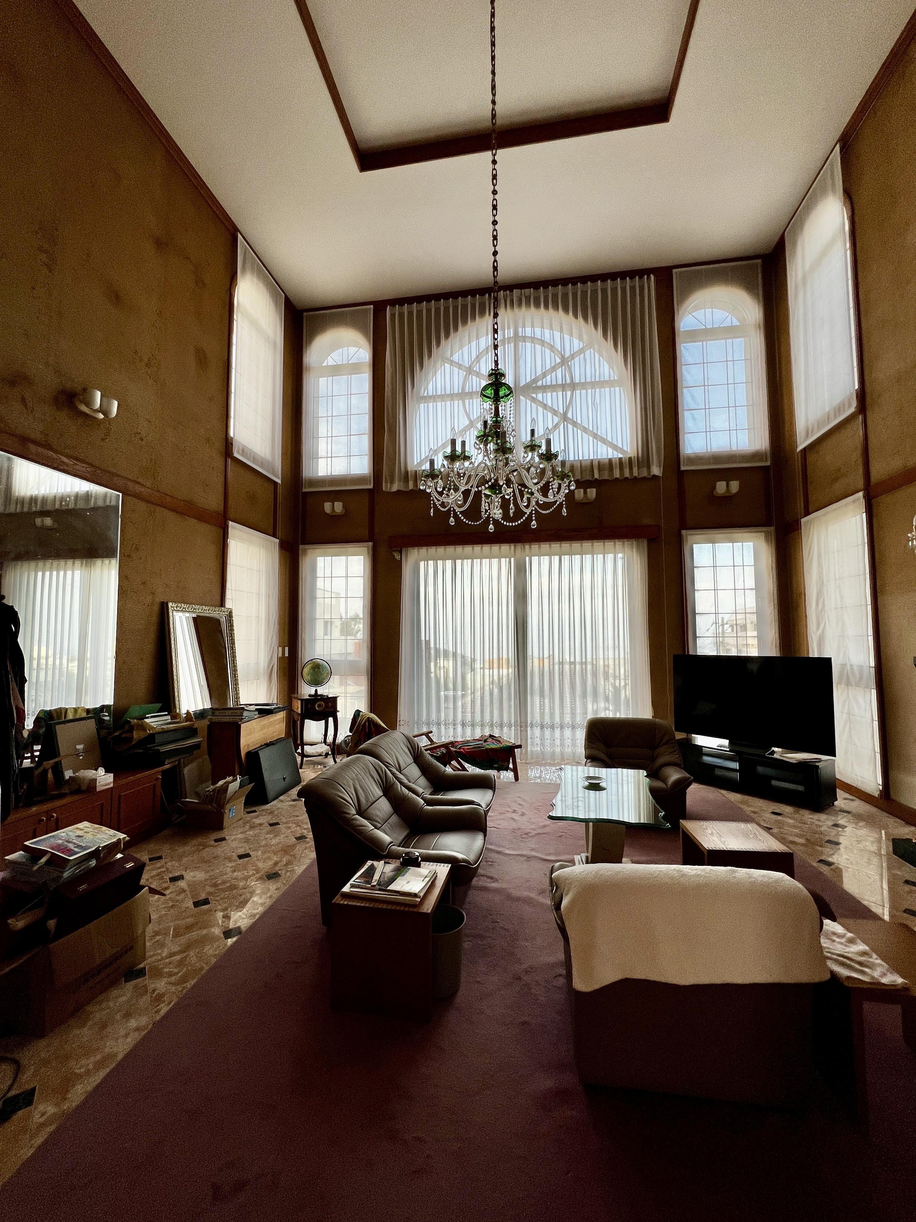 恩納村仲泊　オーシャンビュー4LDK　土地504坪・暖炉・エレベータ付き　